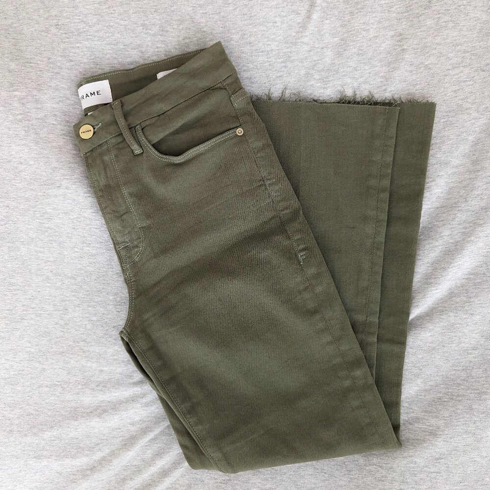 Frame Le Crop Mini Boot (Green Washed Military)